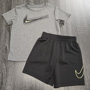 Nike Toddler Boys 4T Gray and Black Shirt & Shorts Set